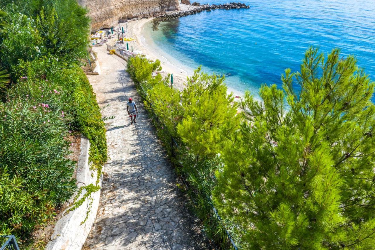 Villaggio Baia Del Monaco مانفريدونيا المظهر الخارجي الصورة