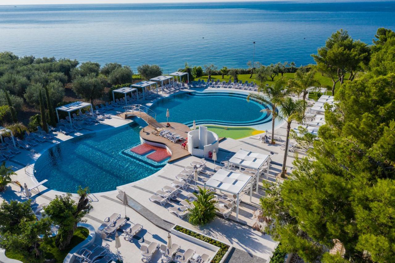 Villaggio Baia Del Monaco مانفريدونيا المظهر الخارجي الصورة