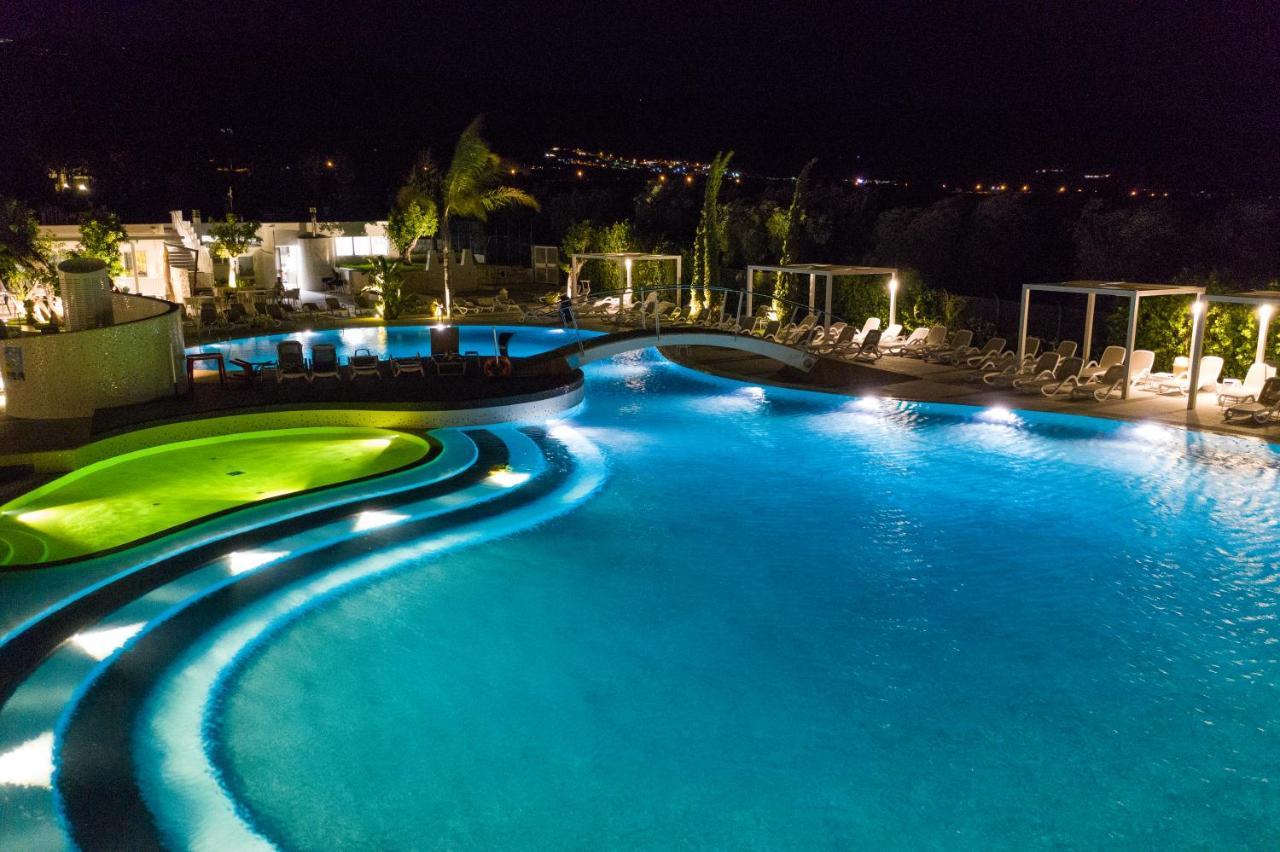 Villaggio Baia Del Monaco مانفريدونيا المظهر الخارجي الصورة